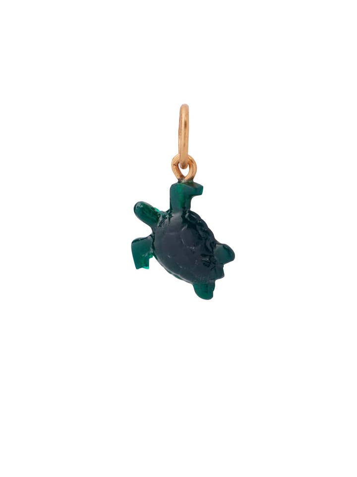 Pendants - Turtle resin - Gold Plated voor wholesale door XZOTA
