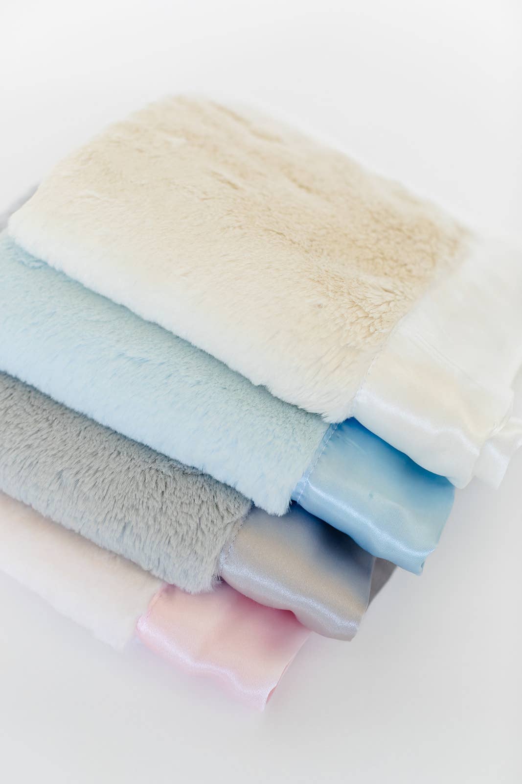 ellie and sam – wholesale Gosefilt - Baby – Lyxig Satinbård Snuttefilt - Rosa4