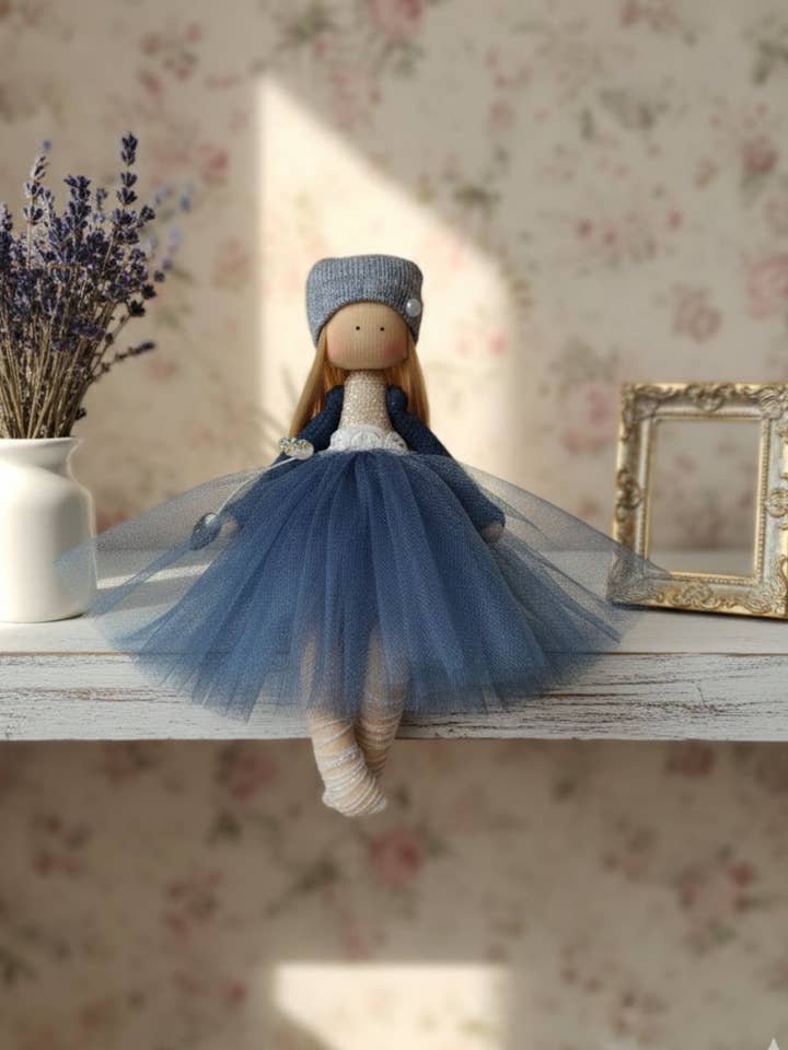 Poupée d'art intérieur artisanale de 10 pouces pour la vente par ChernikovaNataliya