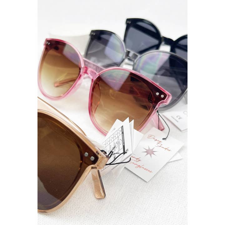 MIX COLOR Julie Fashion Shades Sunglasses for wholesale on Faire