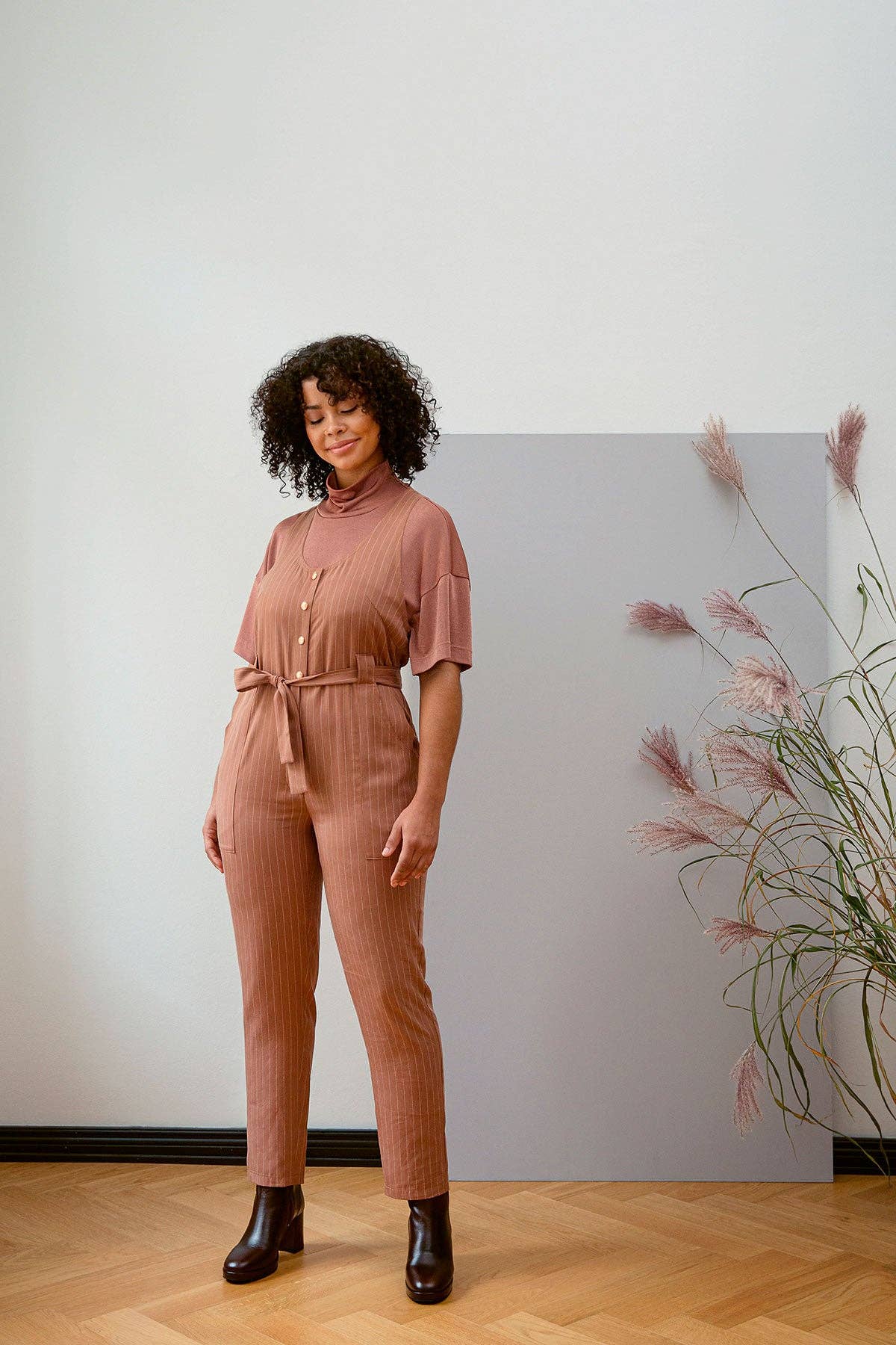 Named Clothing Finland Oy – wholesale Bok om hantverk, hobbyer och gör-det-själv – Building the Pattern – sy din egen kapselgarderob18