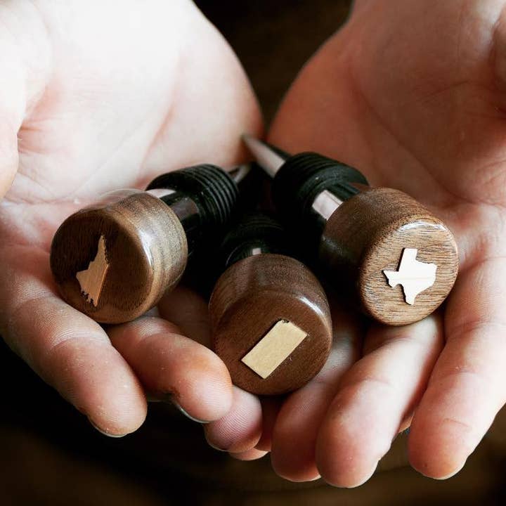 Handgjord vinpropp | Your State för wholesale av Autumn Woods Collective