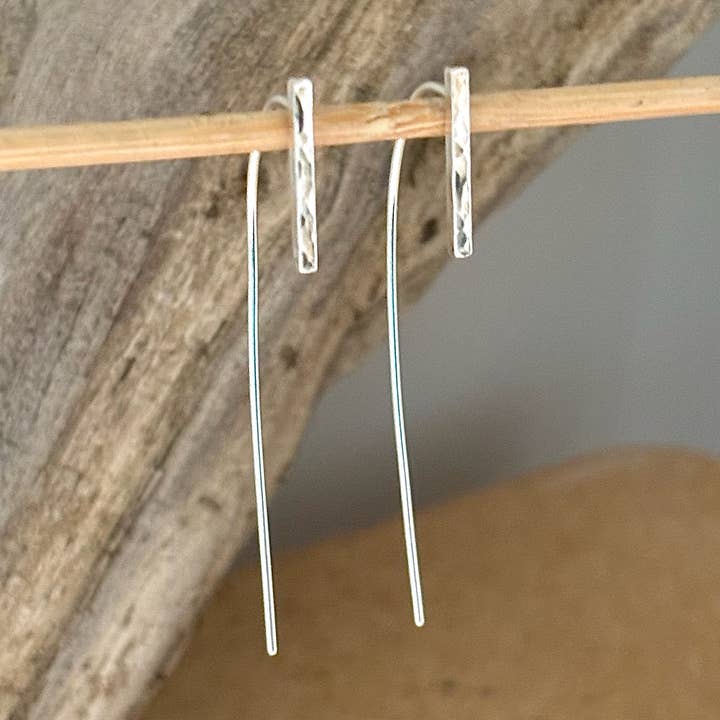 Boucles d'oreilles à enfiler en argent sterling, boucles d'oreilles longues en argent pour la vente par Verve Jewellery