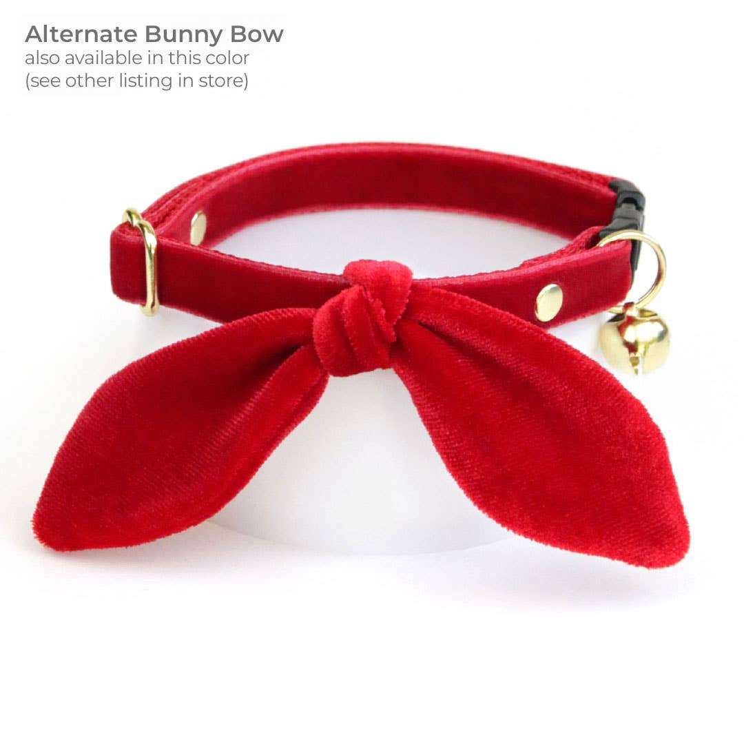 Made By Cleo - Wholesale Halsband - Kat - „Velvet - Granaat Rood” - Luxe rood fluwelen kattenhalsband5