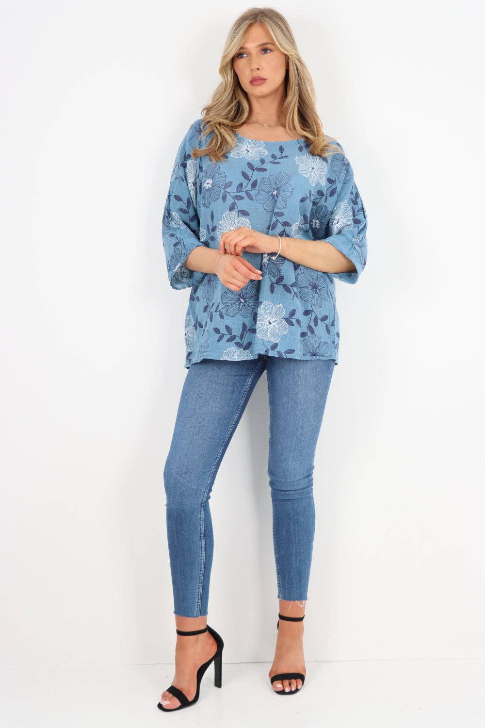 Miss Bold – Engroshandel Tunika - Dame – Italiensk bomuldsoverdel med blomsterprint9