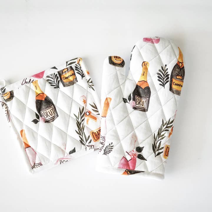 French Romance Oven Mitt & Potholder Set for wholesale by Not Bad Design Co.