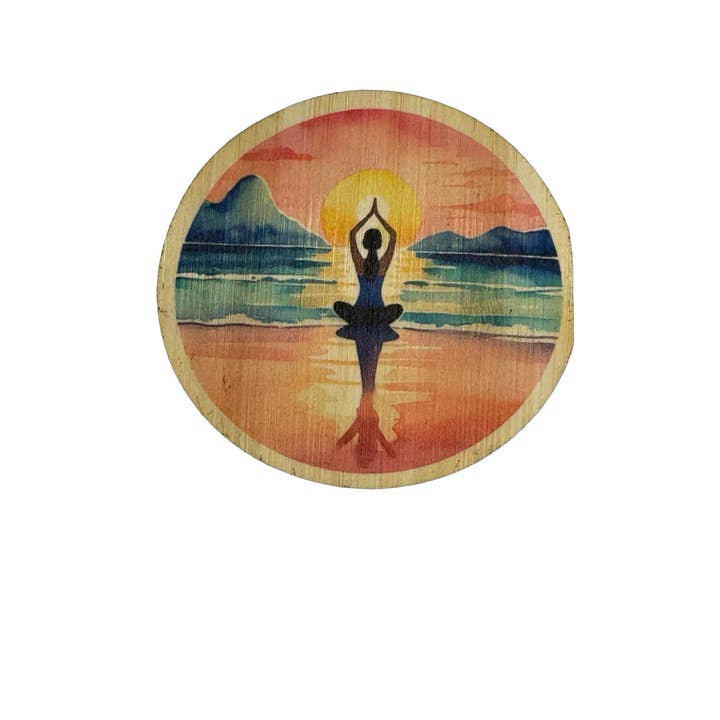 Yoga sur la plage pour la vente par Bamboo Wood Stickers