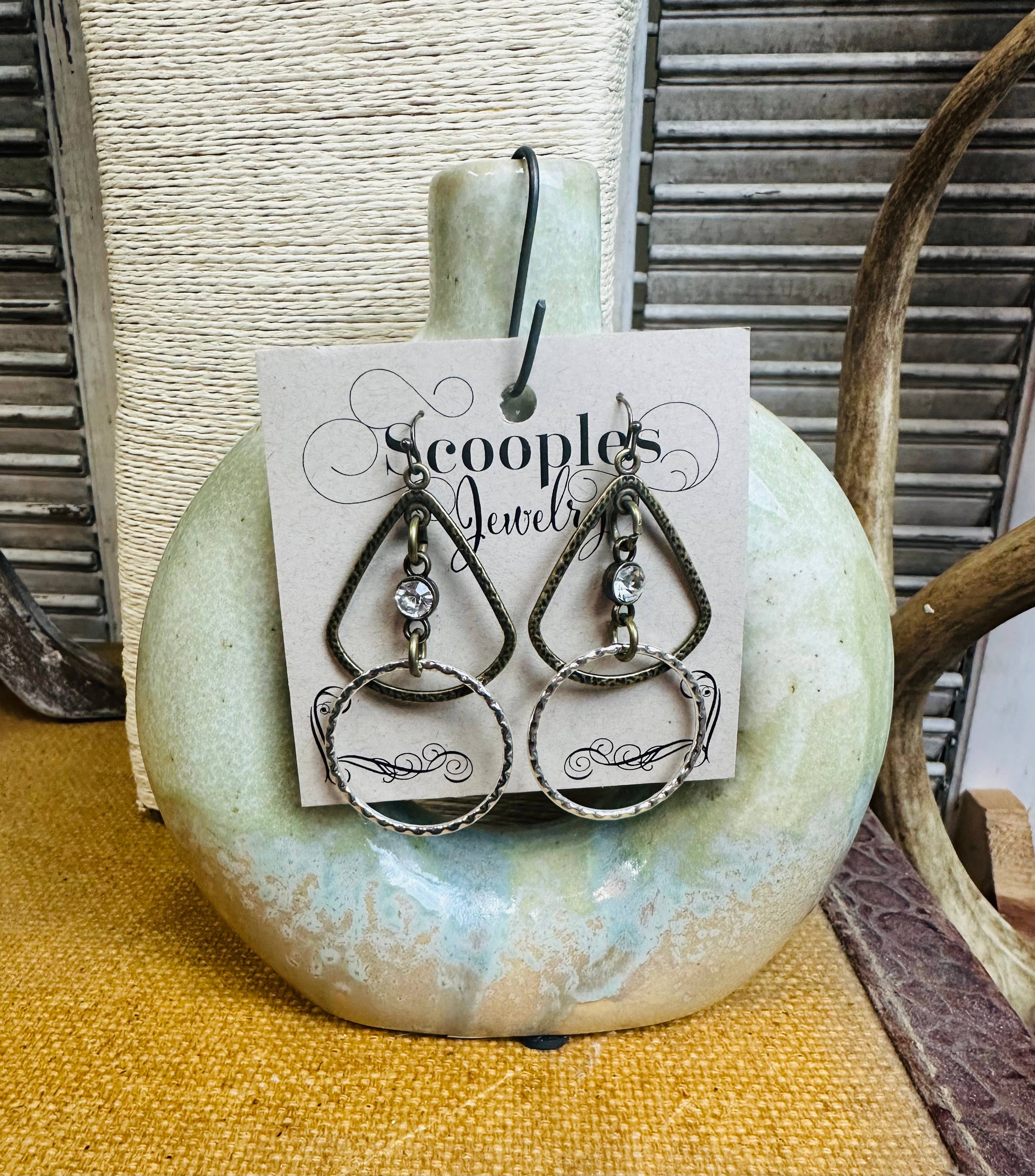 Scooples Jewelry - Vendita all'ingrosso Collana con ciondolo/pendaglio - Ciondolo a Croce - Collo4