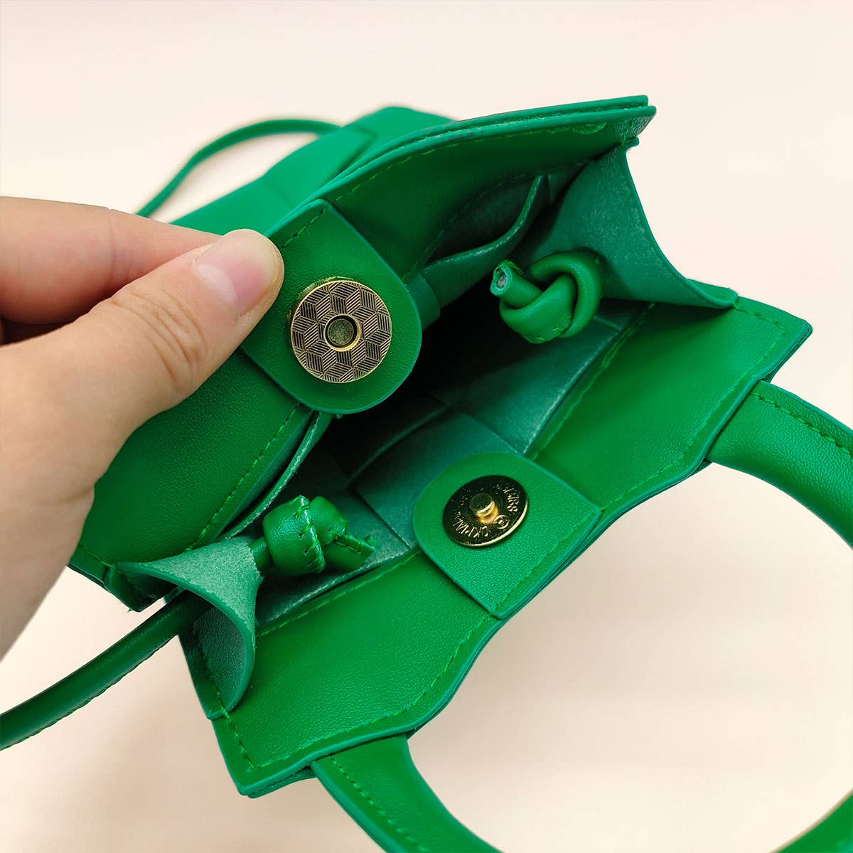 ACCITY - Wholesale Messenger Bag - Women's - TRENDY SMALL MESSENGER BAG_CWAB048512