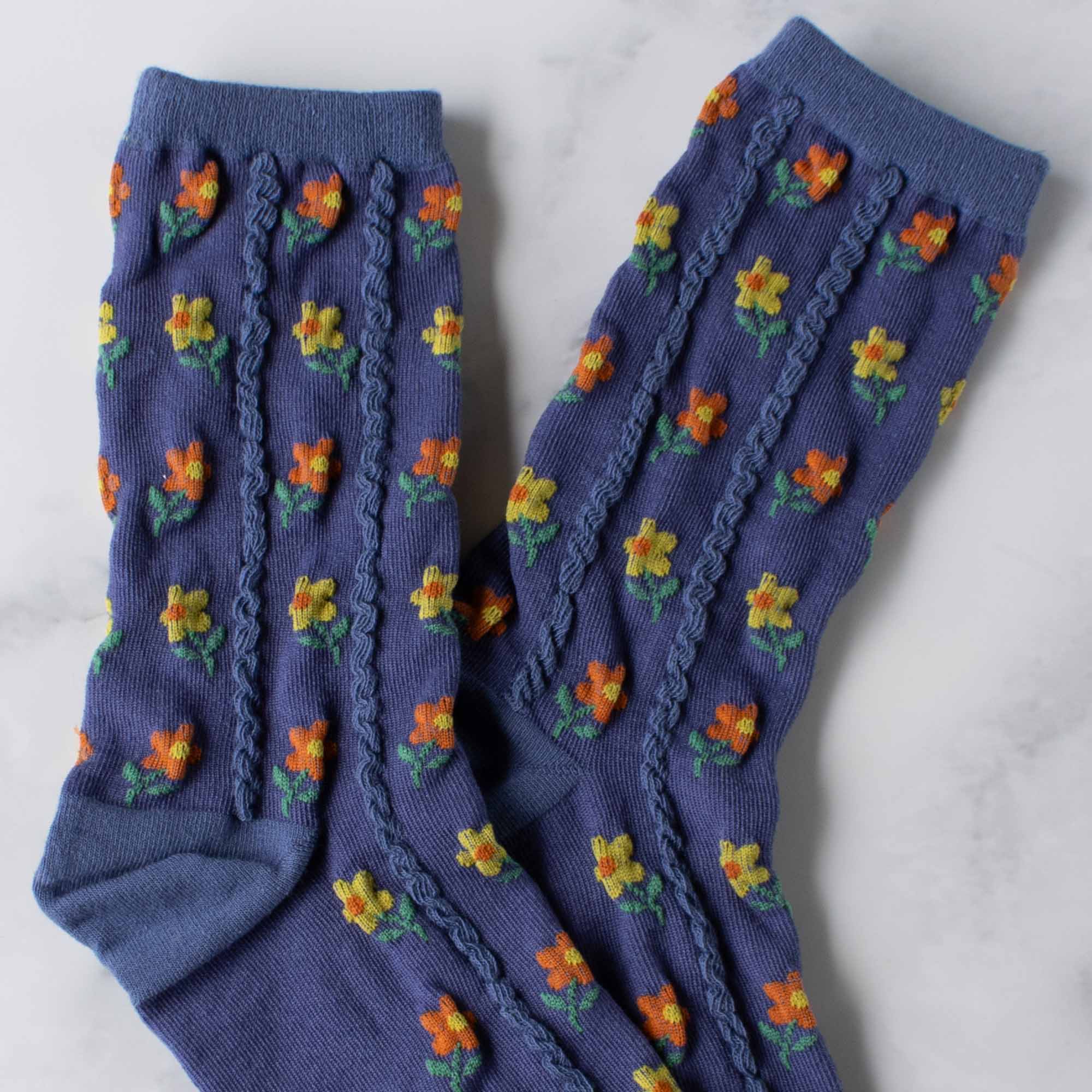 Tiepology - Wholesale Socks - Women's - Kate Floral Casual Socks2
