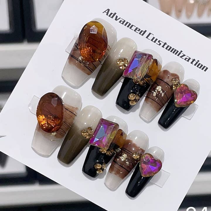 Press on Nails fabriqué à la main 24908 pour la vente par foamboxnail