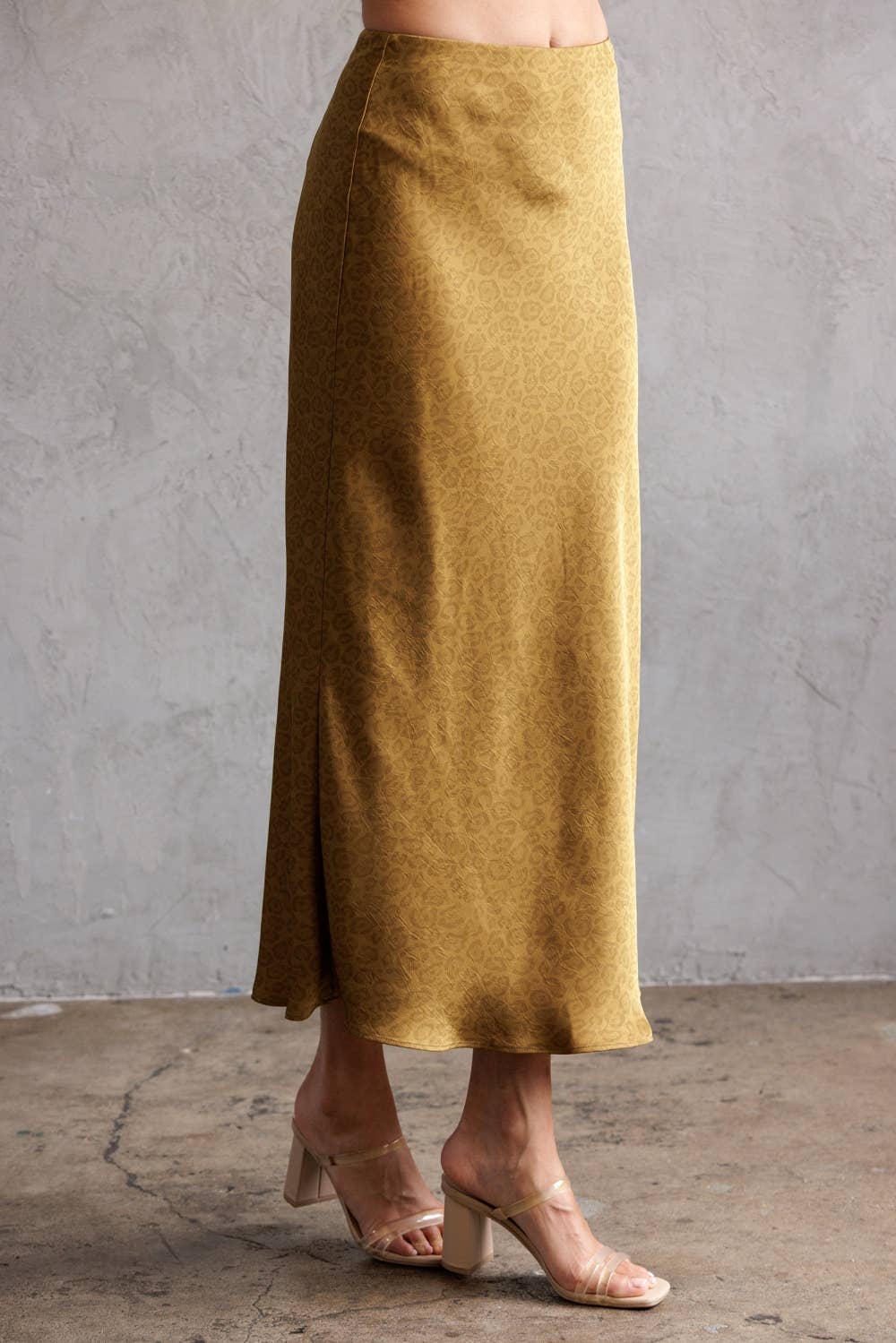 DARK MUSTARD JS5578-9-LEOPARD SATIN JACQUARD MIDI SKIRT for wholesale on Faire4