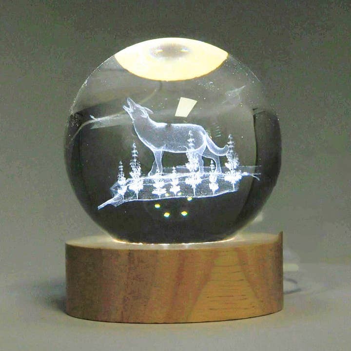Home Decor - Crystal Ball on Led Stand - Wolf for wholesale by Arômes & Évasions