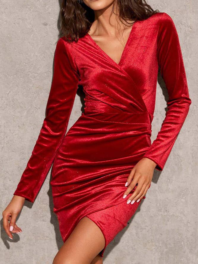 UNISHE - Wholesale Dress - Women's - Plain V Neck Ruched Glitter Velvet Bodycon Dress XML0163