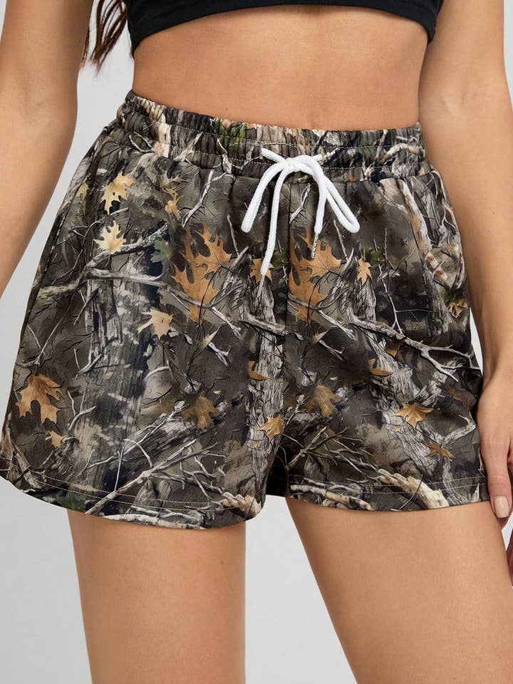 NINEXIS - Wholesale Shorts - Women's - CWBSP0569_LOOSE DRAWSTRING CAMO SHORTS WITH BRANCH PRINT7