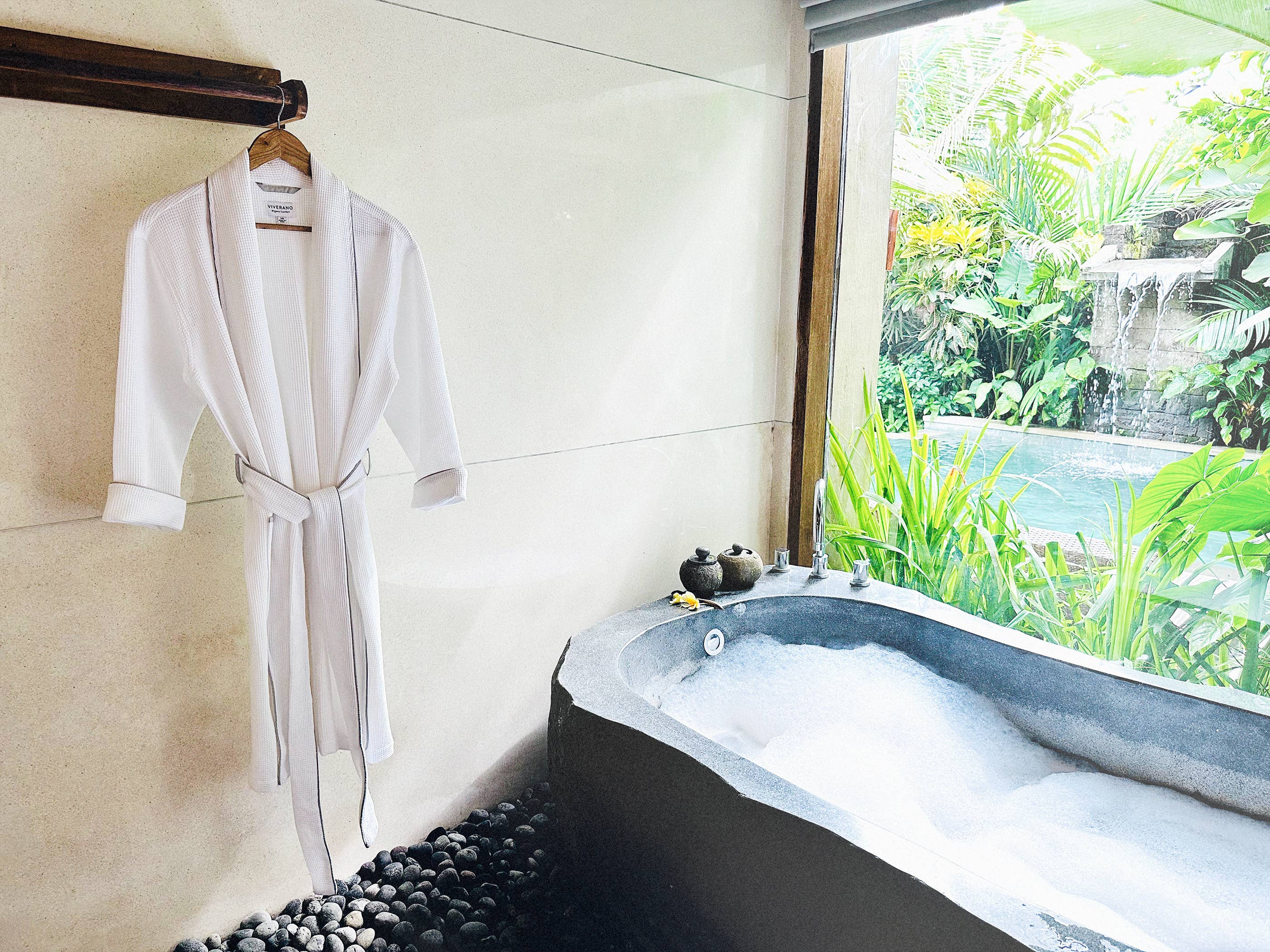 Viverano Organics - Wholesale Robe - Women's - Women's Organic Waffle Weave Bath & Spa Robe (3 Colors)3