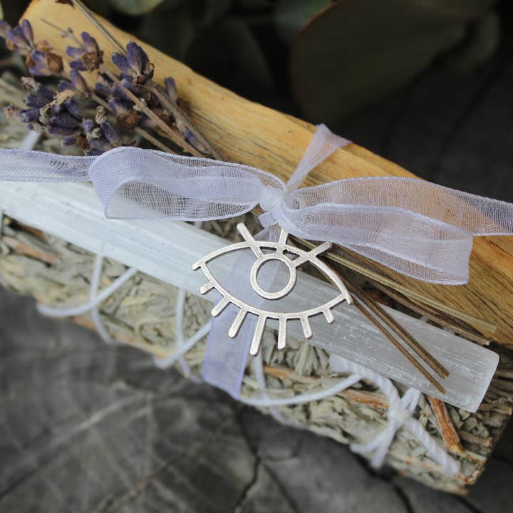 Energy Cleansing Kit - Blue Sage, Palo Santo & Selenite for wholesale by Serenity Designs