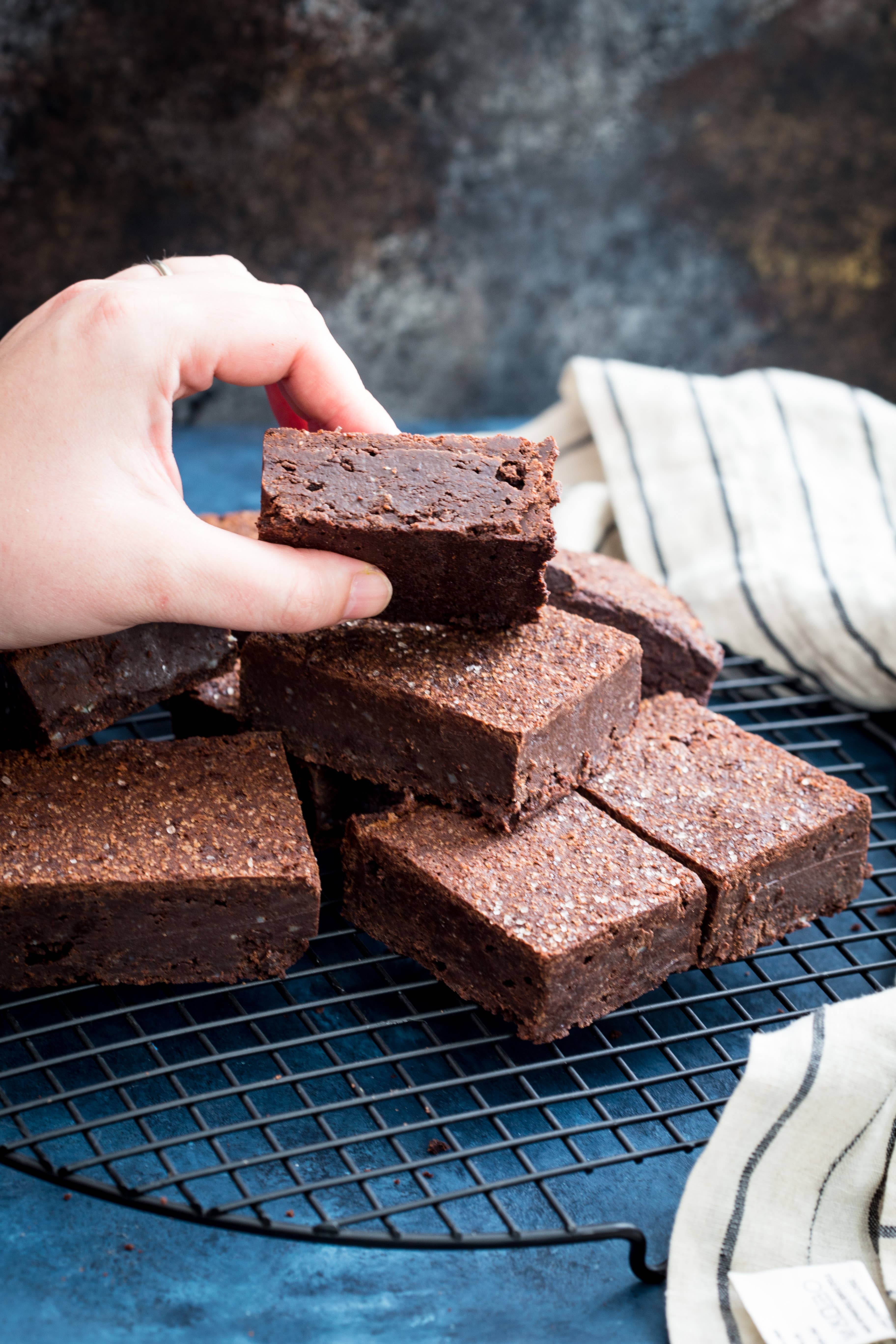Little Red Kitchen Bake Shop - Vente Brownies - Brownies au sel de mer au chocolat noir6