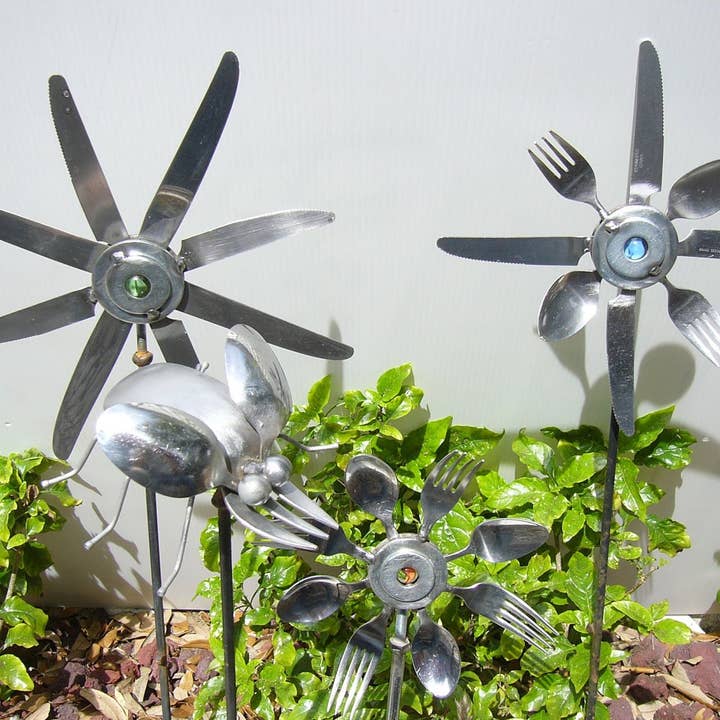 Creations Welded - Wholesale Outdoor Ornament/Decor - Orange Spoon and Fork Sunflower, Garden Art