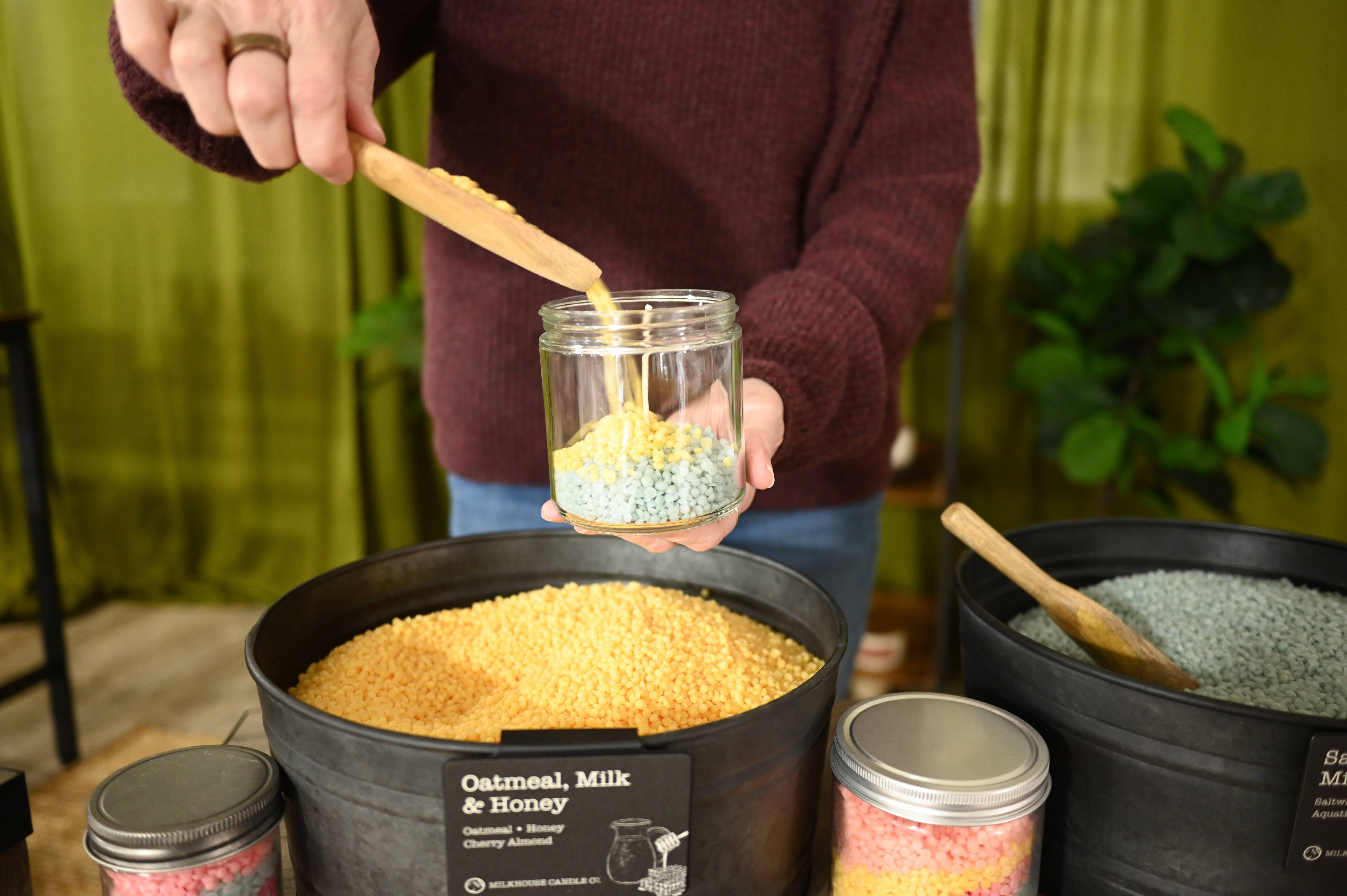 Milkhouse Candle Company - Wholesale Jar/Filled Candle - Candle Bar - 10 oz Glass Wicked Jar with Lid3