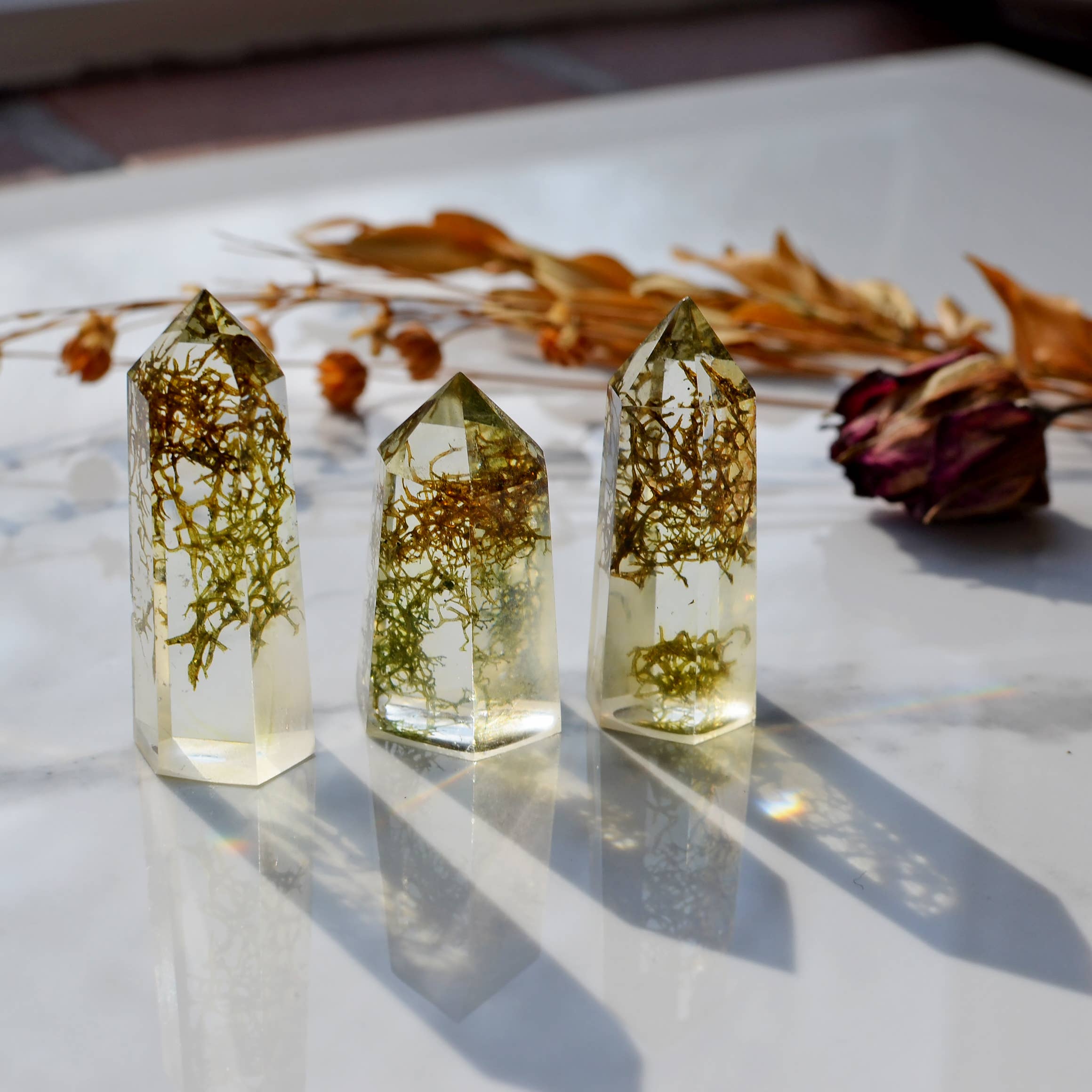 Eight Acorns Floral Preservation - Wholesale Decorative Tabletop Object - Mini floral crystal tower obelisk - desk décor13