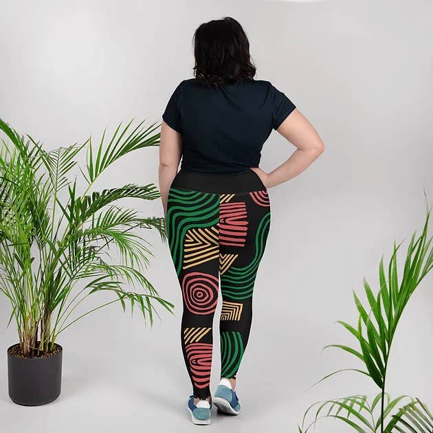 Leggings Imprimé All-Over Grandes Tailles - Couleurs Jazz pour la vente par Roots by Chakaras