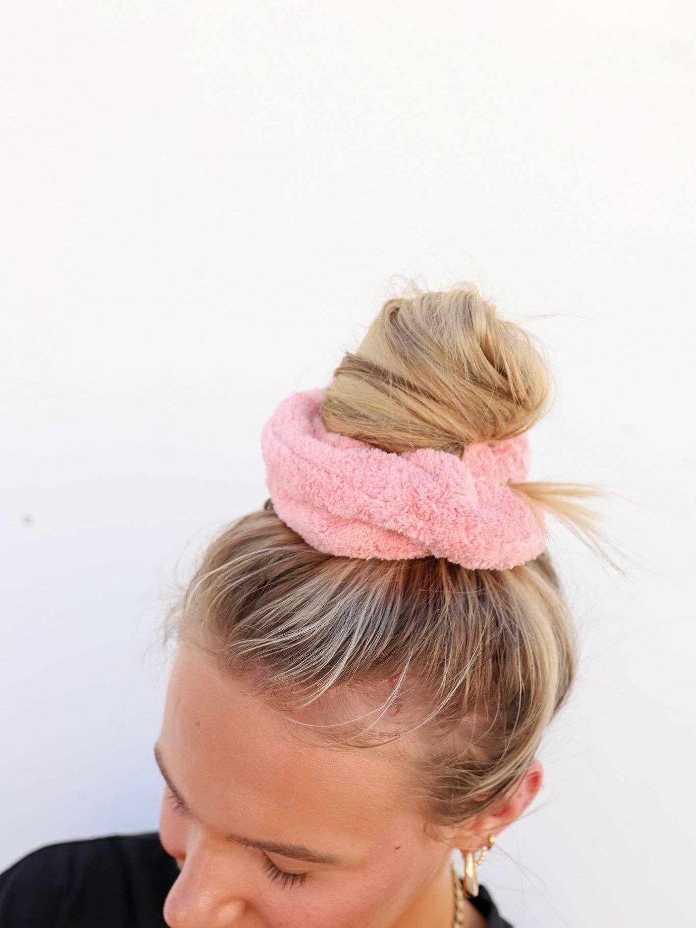 KAXI - Wholesale Scrunchie - Women's - OVERSIZED TOWEL SCRUNCHIES ( 18 COLORS )17