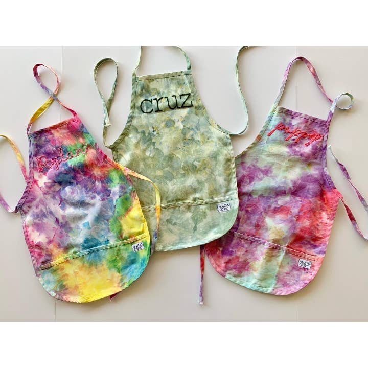 Tablier teint à la glace pour tout-petits ou enfants pour la vente par Rooted Rags