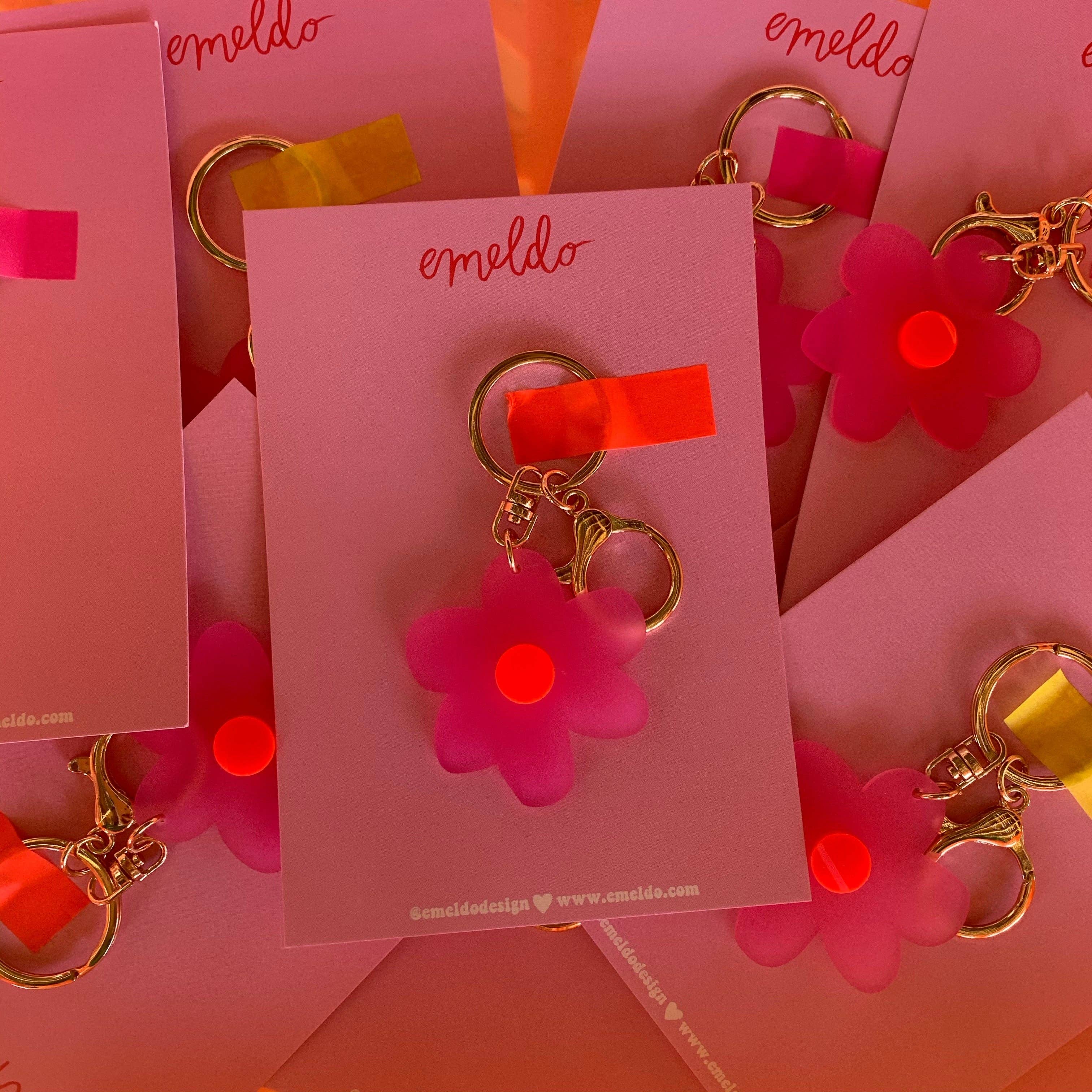 Emeldo – wholesale Nyckelringar - Dam – Blomnyckelring med valet färg5