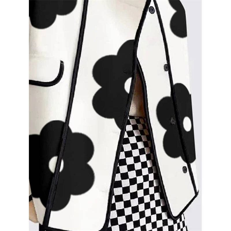 PRETO BRANCO Casaco de gola alta com manga longa, corte solto, estampa floral em cores contrastantes e abertura lateral para venda a revendedores na Faire9