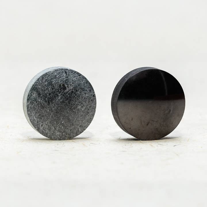 Modern ŌM – wholesale Spiritual stone/crystal – Shungite Pocket Harmonizers2
