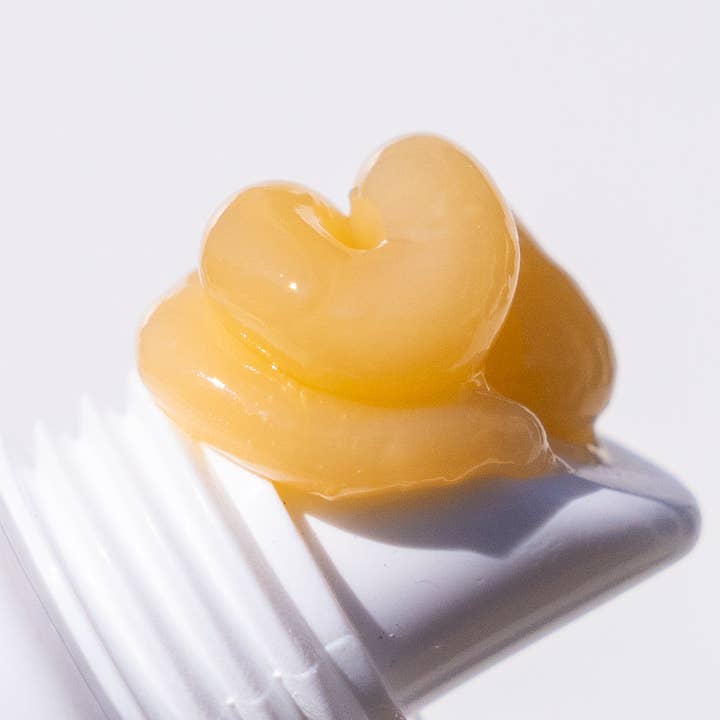 Baume à Lèvres pour la vente par Nothing Else.