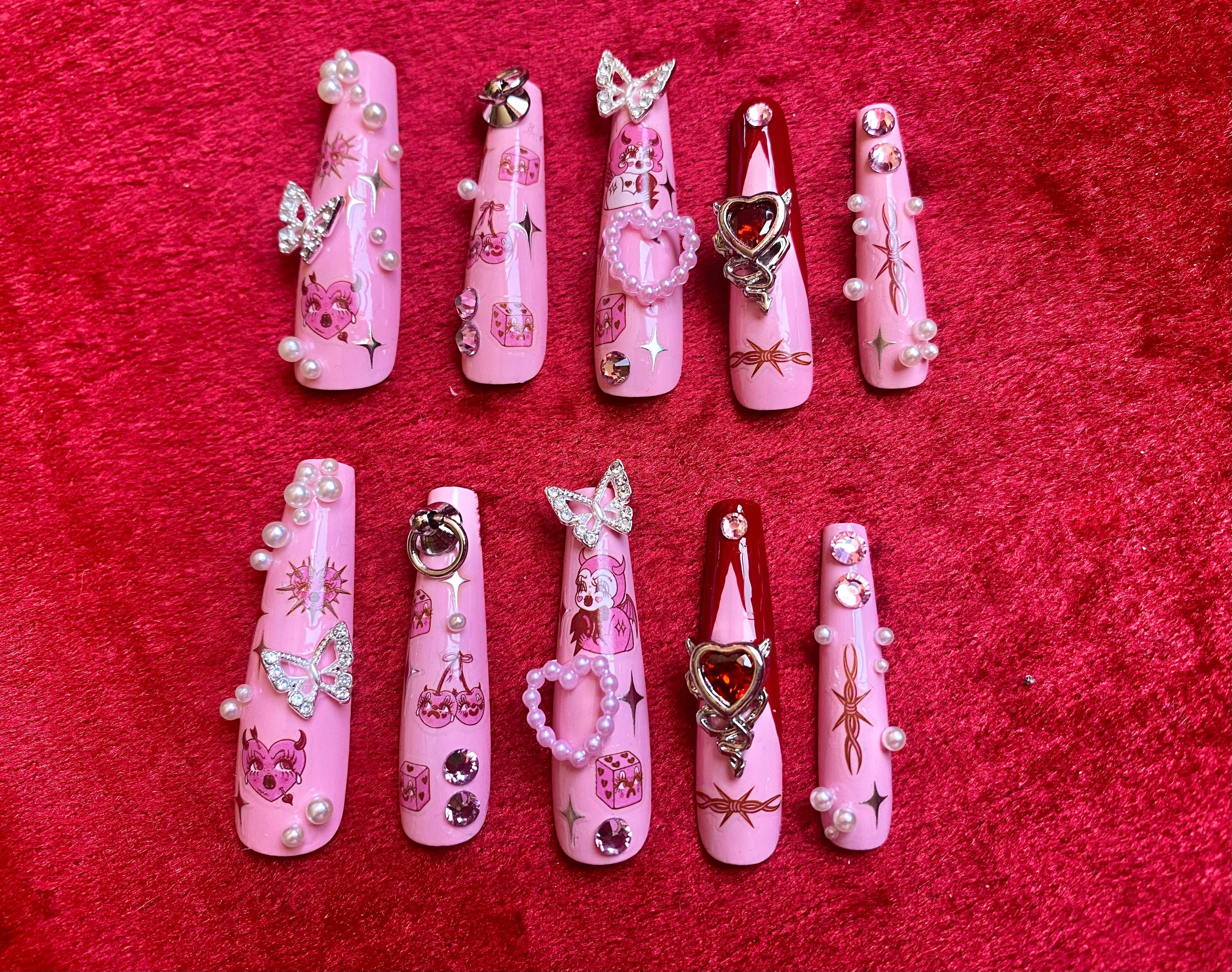 Creepy Gals - Vendita all'ingrosso Nail art/decalcomania unghie - Adesivi per unghie Creepy Gals Lovecore1
