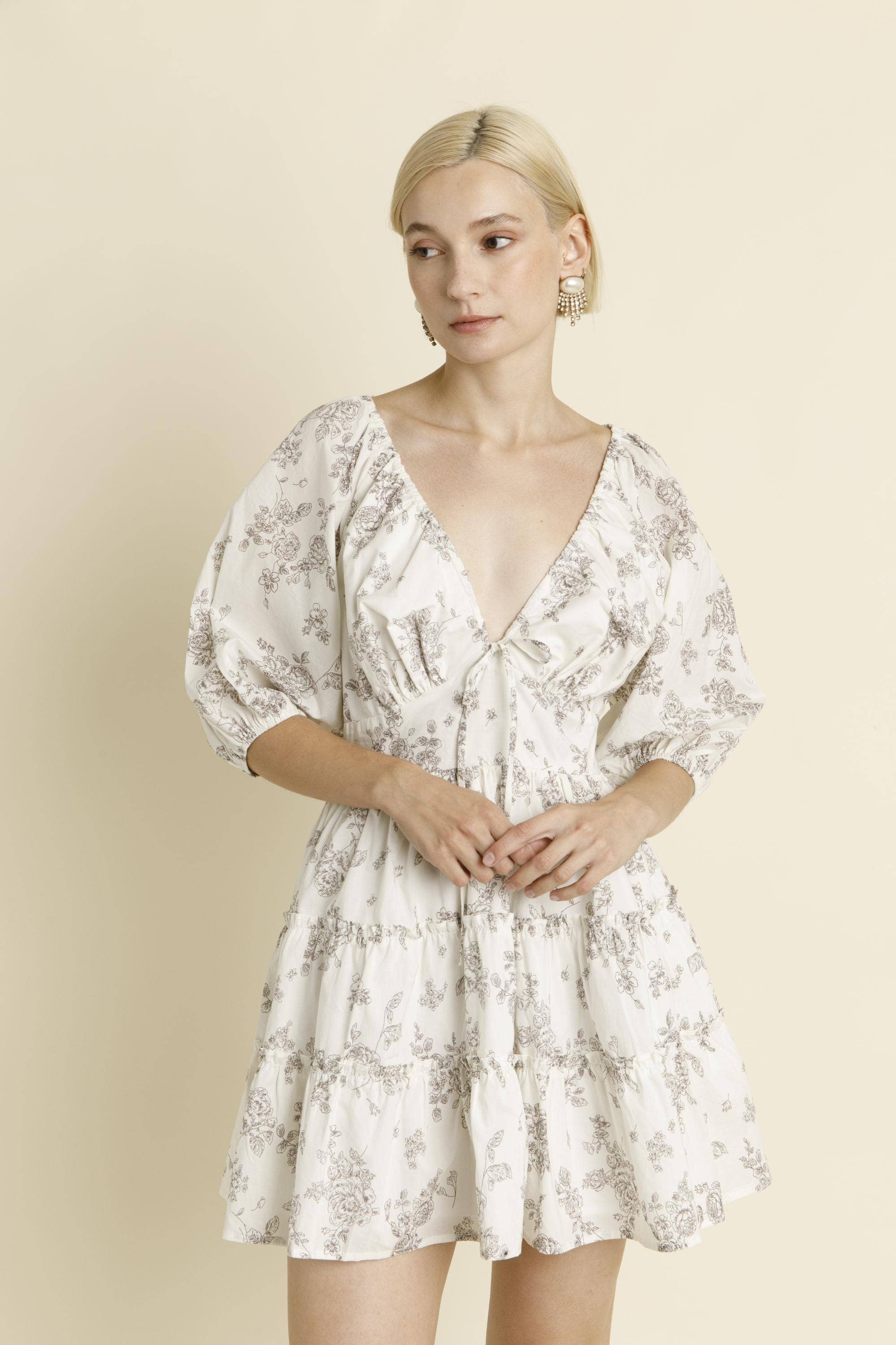 Aureum – wholesale Dress – Women's – AD1912 - FLORAL RUCHED MINI DRESS4