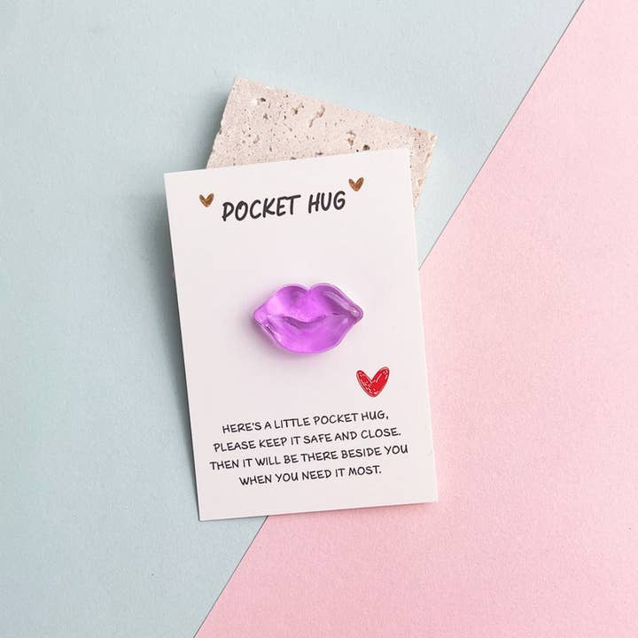 Pocket Hug Sexy Red Lips for wholesale by Magia Design