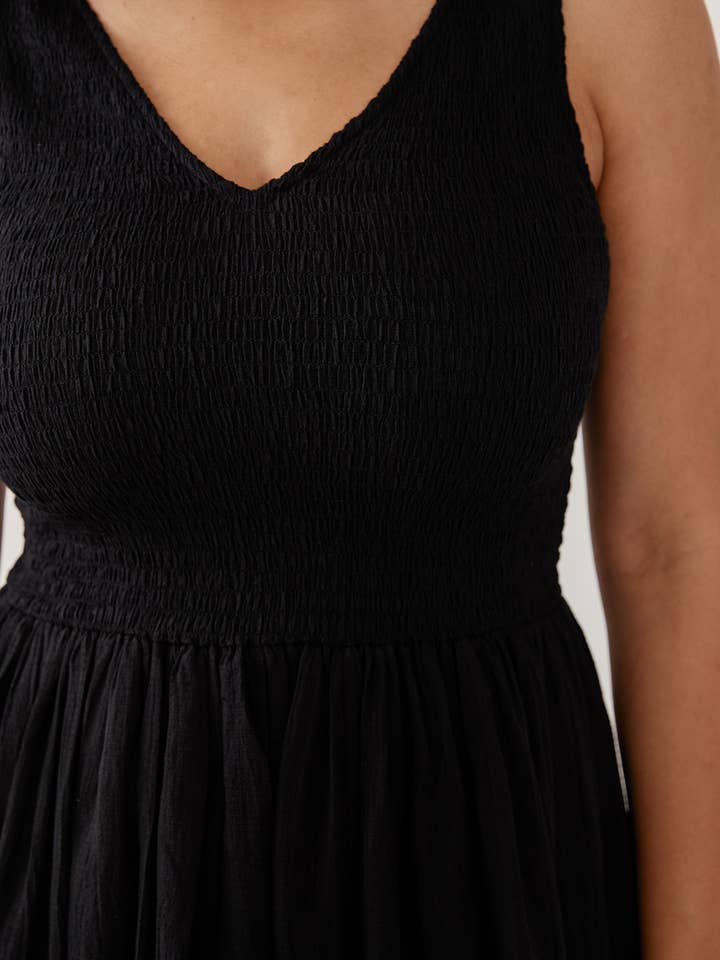 Lily V-Neck Sleeveless Dress Black Textured Check for wholesale on Faire1