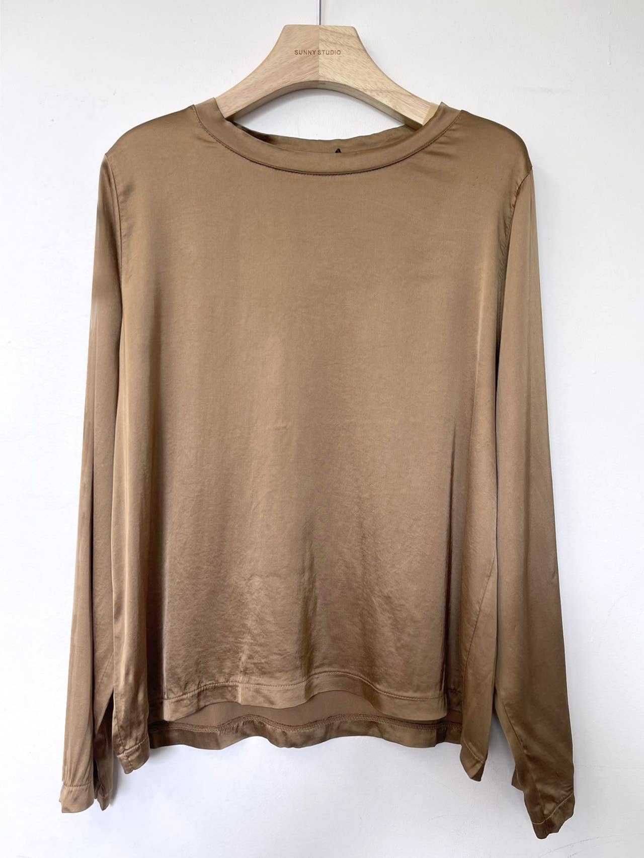 SUNNY STUDIO – T-shirt – Mulher por atacado – Camisola de manga comprida elegante10