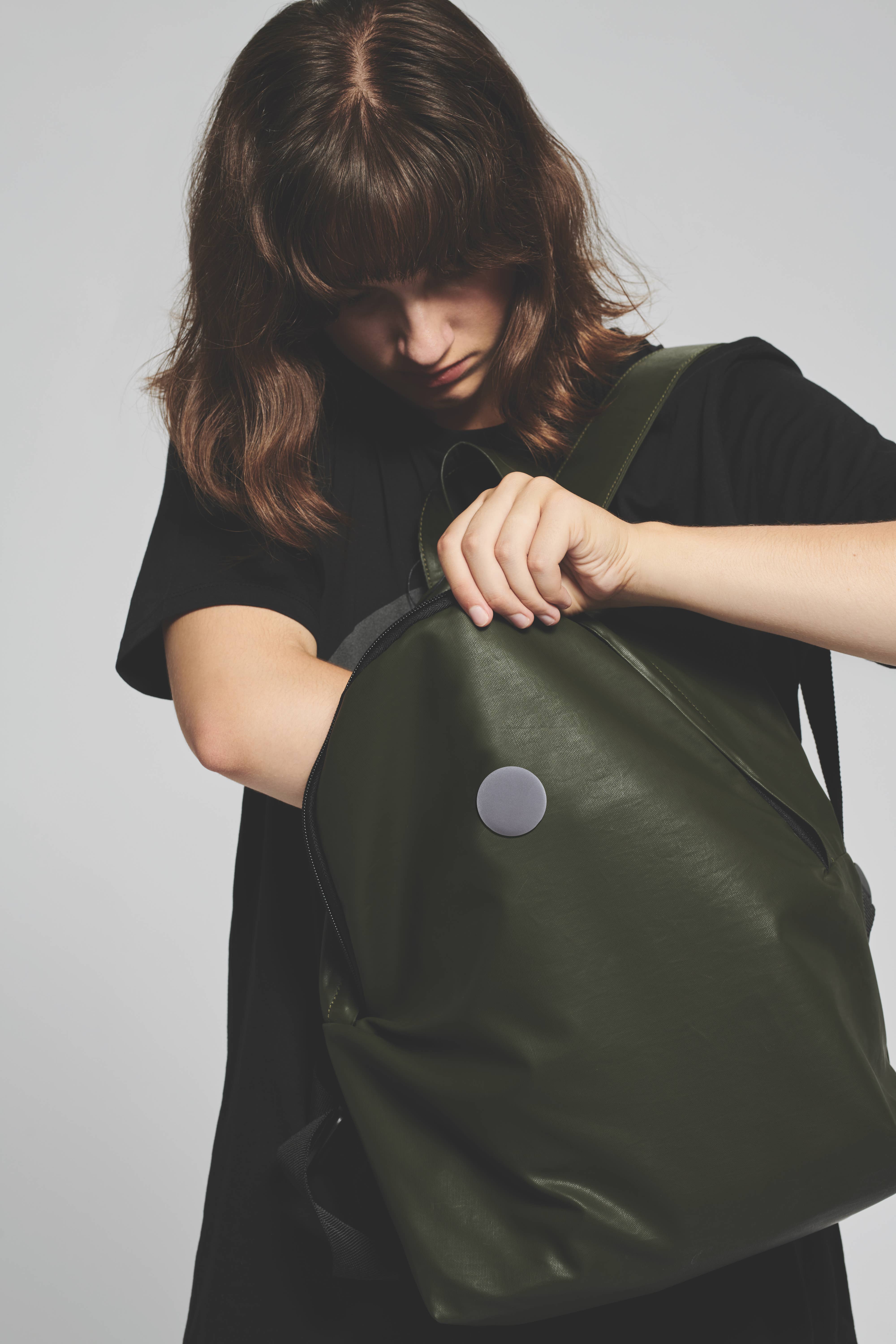 March design studio - Wholesale Purse/Bag Accessory - Unisex - reflective badge reflector minimal MINI16