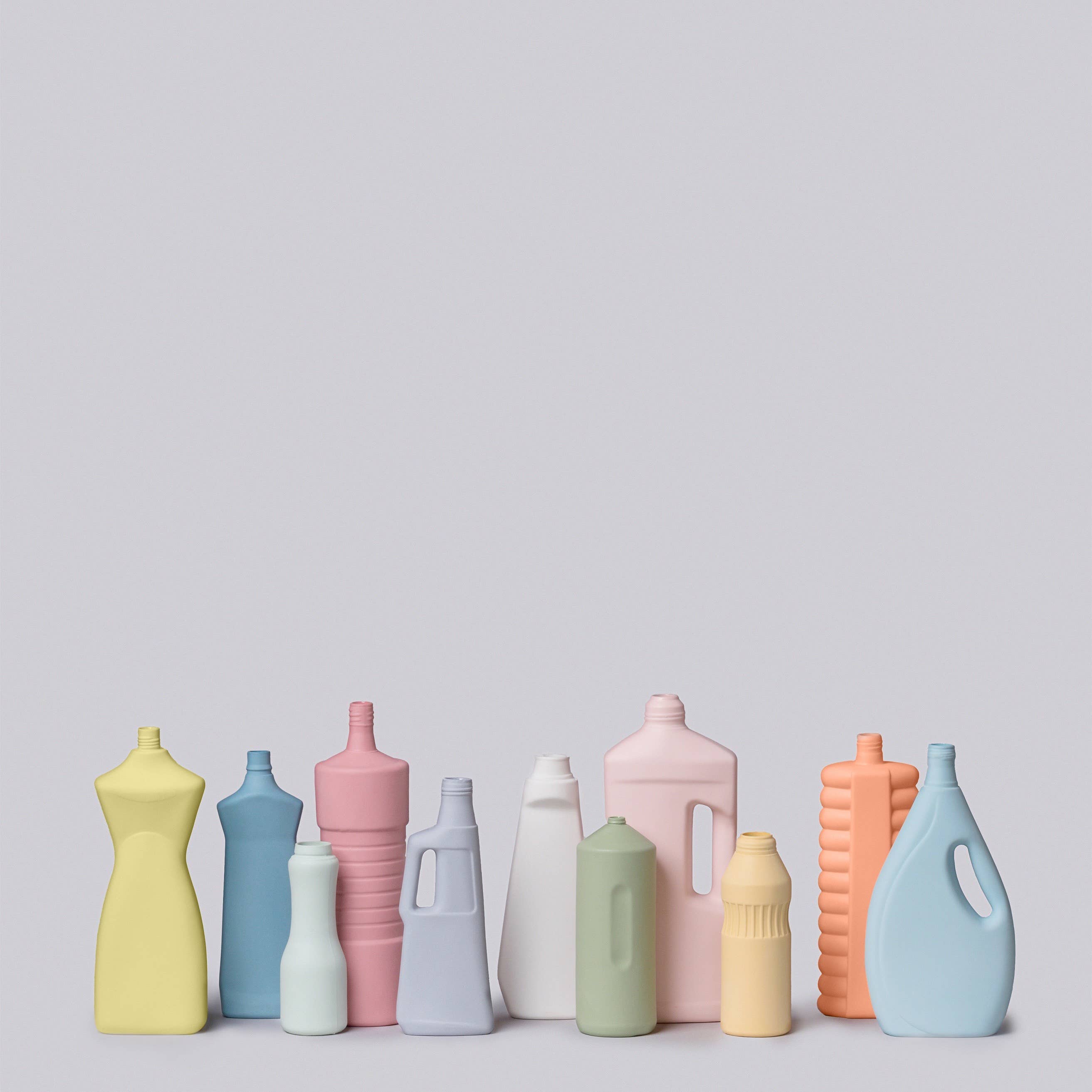 Middle Kingdom - Wholesale Vase - Matte Porcelain Ribbed Bottle Vase6