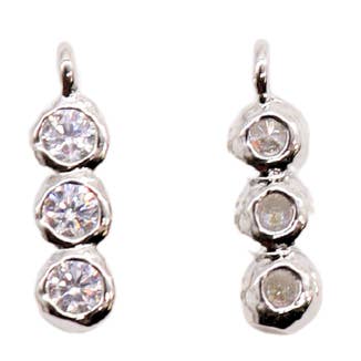 * Breloque argentée à trois cristaux pour la vente par The Charm Bar Company