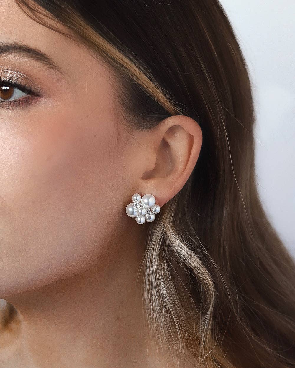 Dareth Colburn Designs - Wholesale Knopjes/oorstekers - Georgina oorbellen met parels4