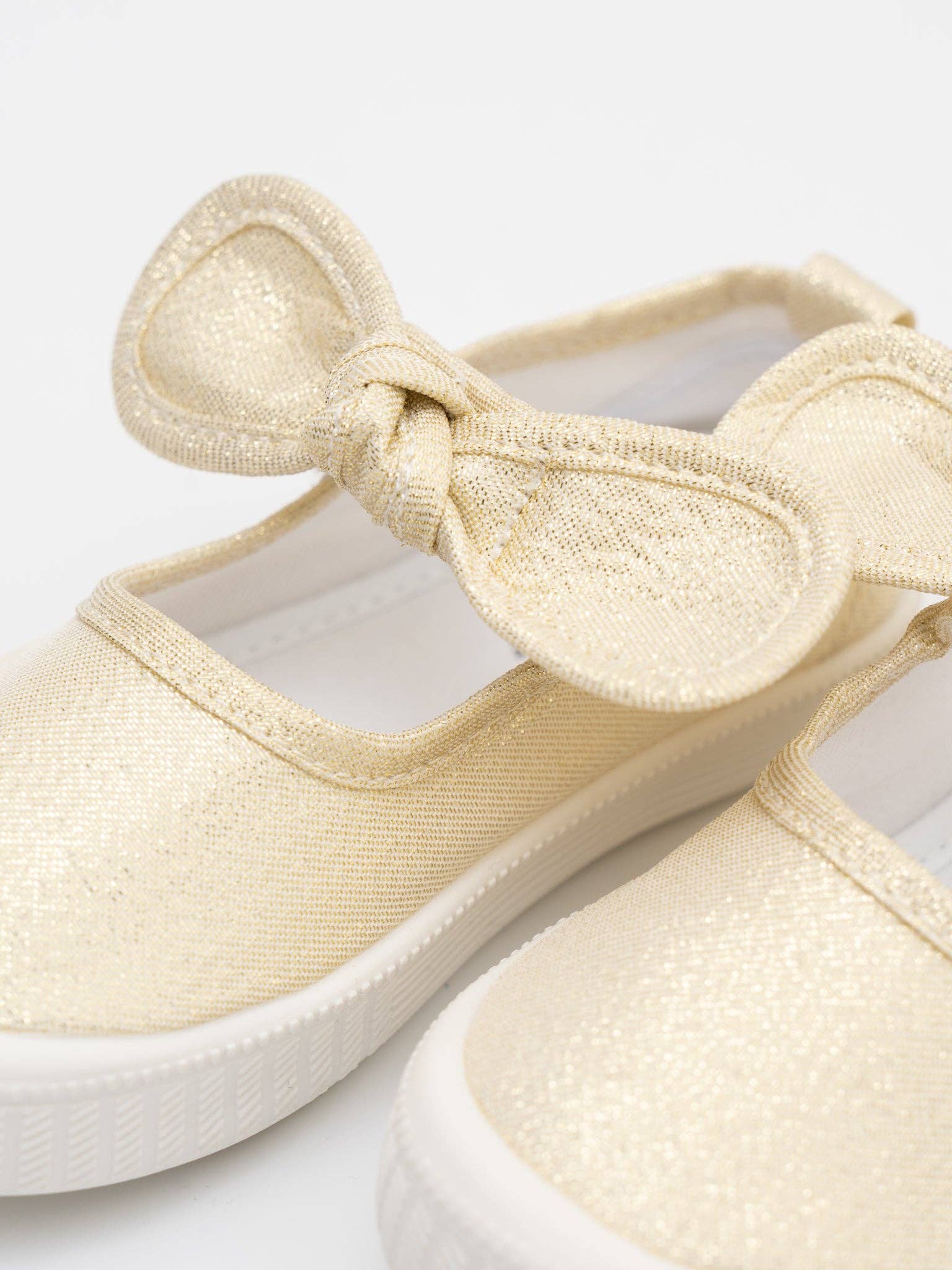 Marie Nicole Clothing - Wholesale Lifestyle Sneakers - Kids - Girls' Sparkly Bow Mary Jane Sneaker5