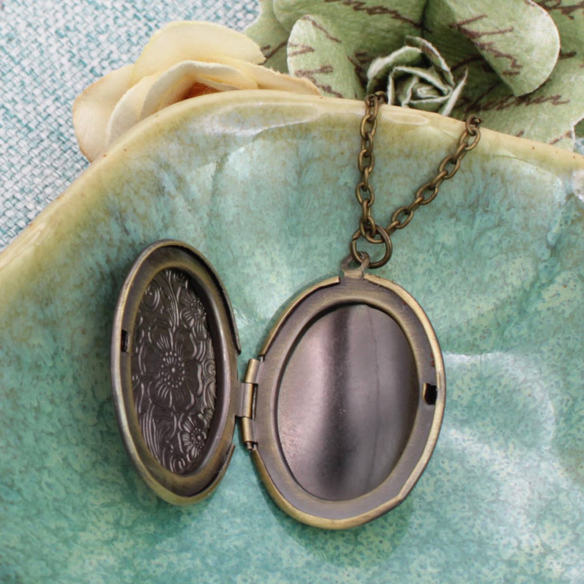 ZAD – Engroshandel Halskæde med vedhæng – Vintage Memories guld blomster medaljon halskæde3