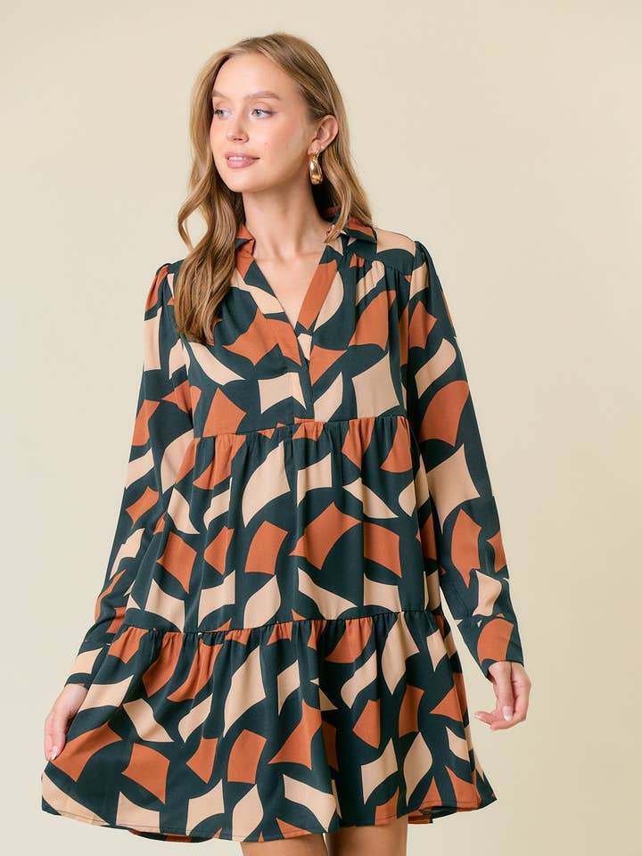 Abstracte print katoenen mini-jurk met lange mouwen en laagjes - 27815D-1 voor wholesale door Doe and Rae