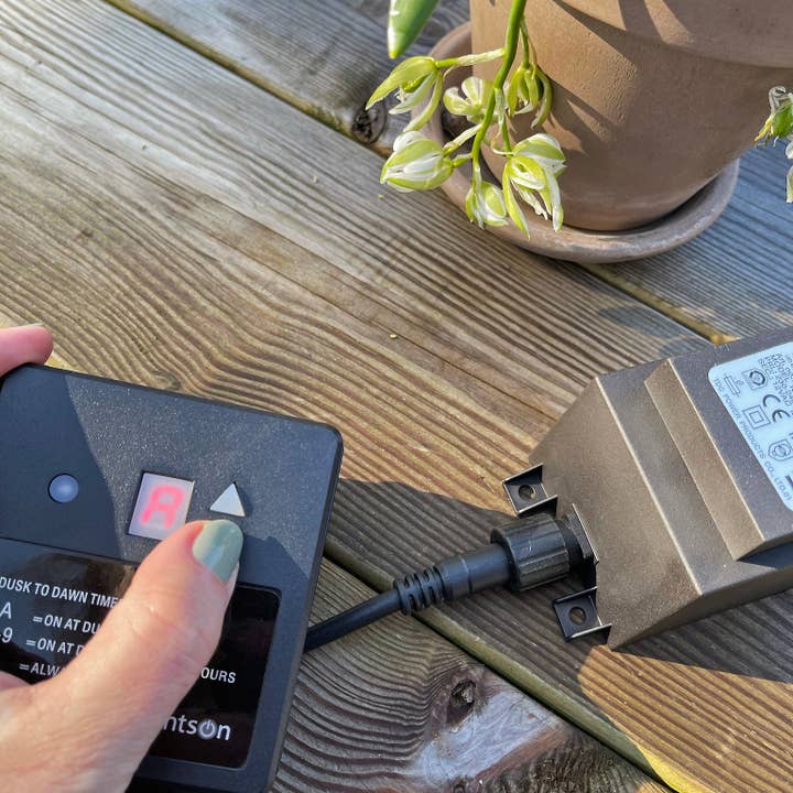 LightsOn - Wholesale Outdoor/Lawn Light - Light sensor (photocell)4