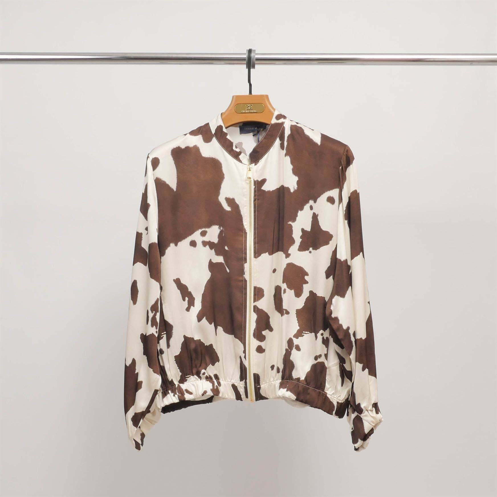 Cecile Wang - Wholesale Jacket - Women's - Cow print jacket in fluid satin – KD8772VS1