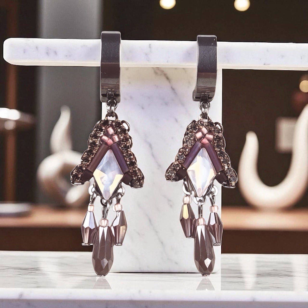 melizijewelry – wholesale Hängande örhängen – Tulipan Roze kristallörhängen1