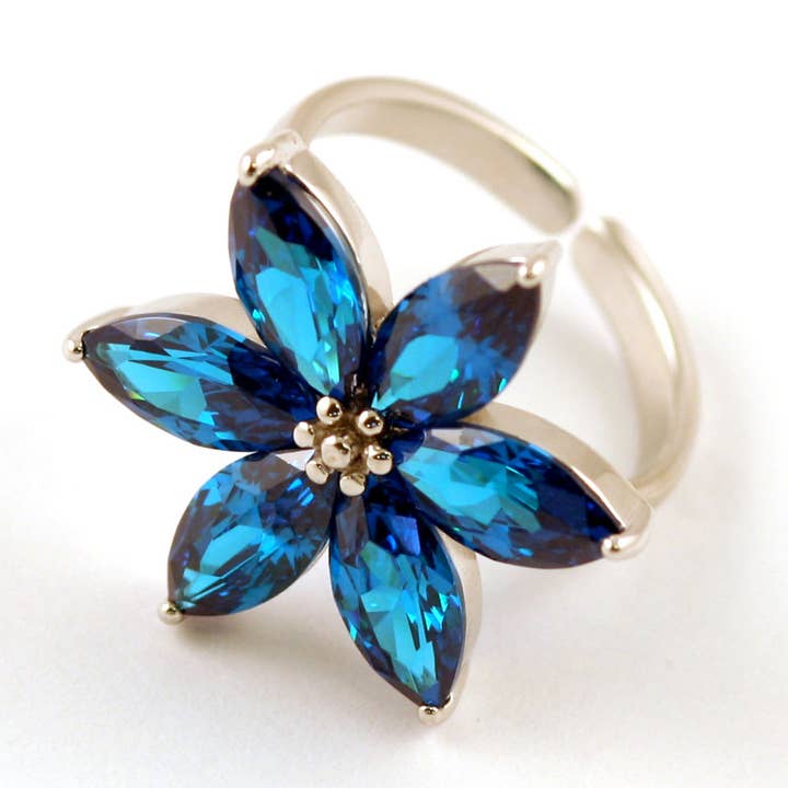 Queen Silver Ring for wholesale by TreJ of Sweden