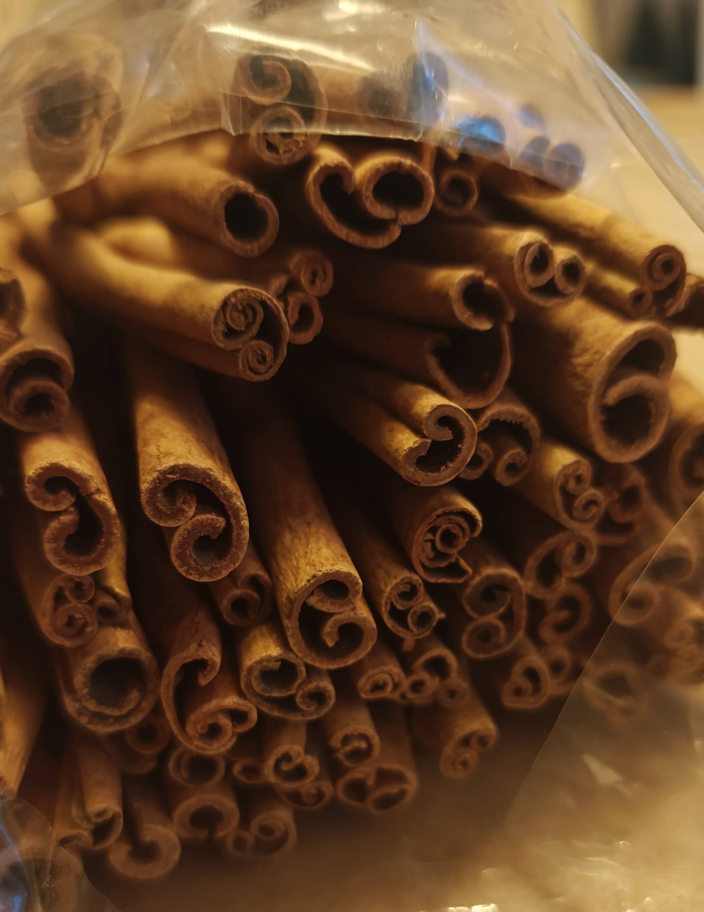 Product Import Holland - Vente Décorations de table - 1Kg Bâton de cannelle A/AA 30 CM - décoration - Noël - cannelle2