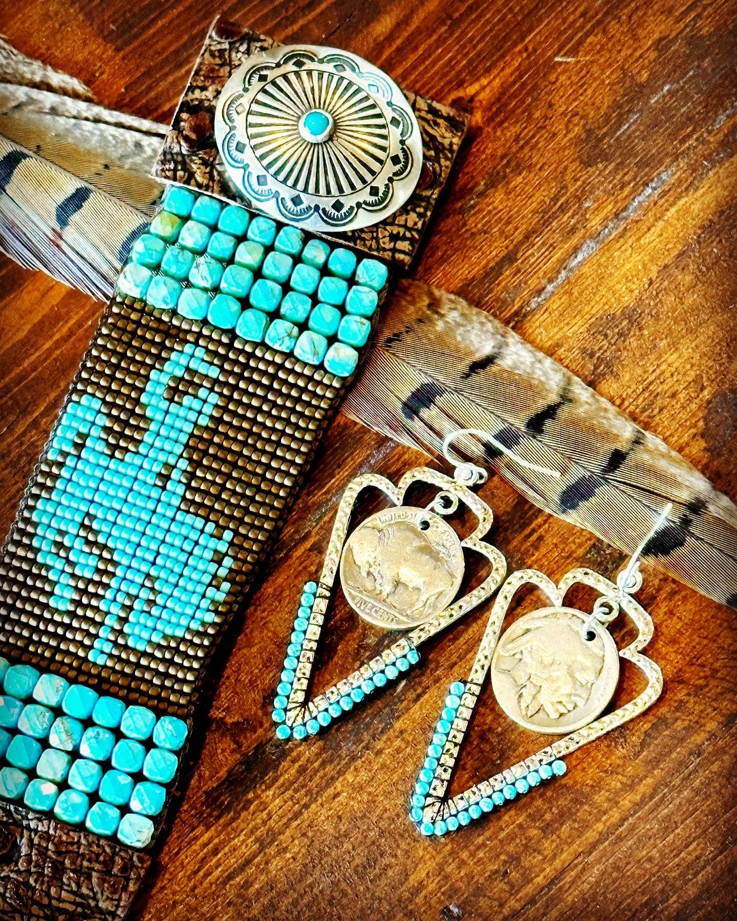 Fleurdesignz Western Jewelry – Engroshandel Hængeøreringe og creoløreringe – Pilespids øreringe med Kingman turkis1